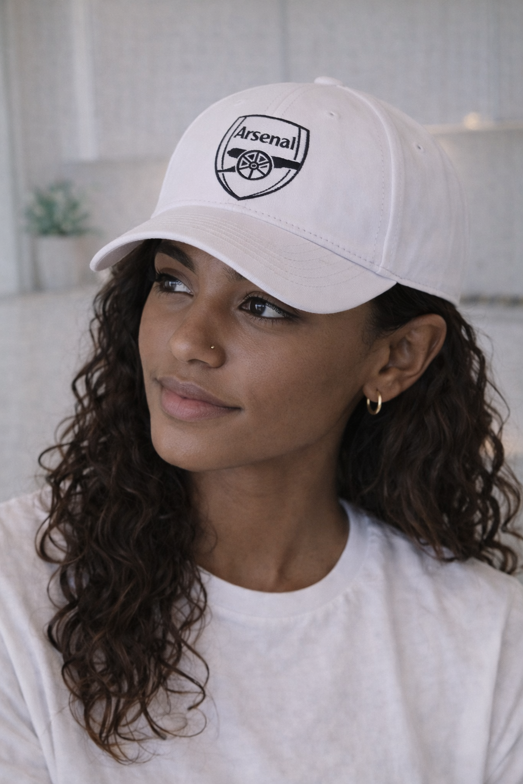 Arsenal White Crest Baseball Cap