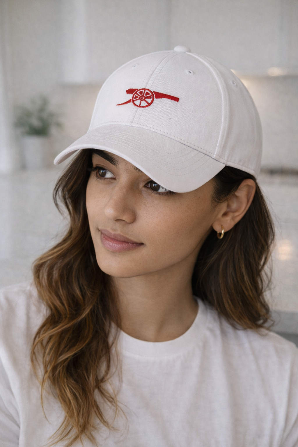 Arsenal White Baseball Cap Red Cannon